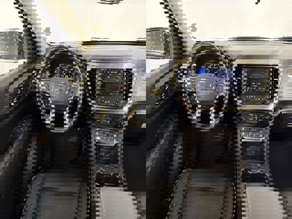 Certified 2022 GMC Acadia Denali w/ Denali Ultimate Package image 31