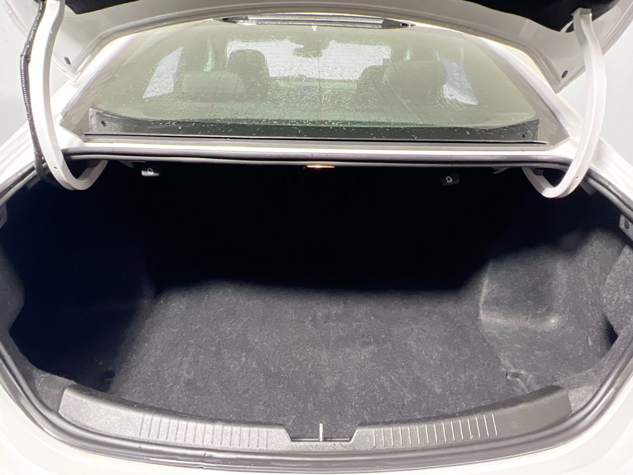 Used 2024 Chevrolet Malibu LT image 34