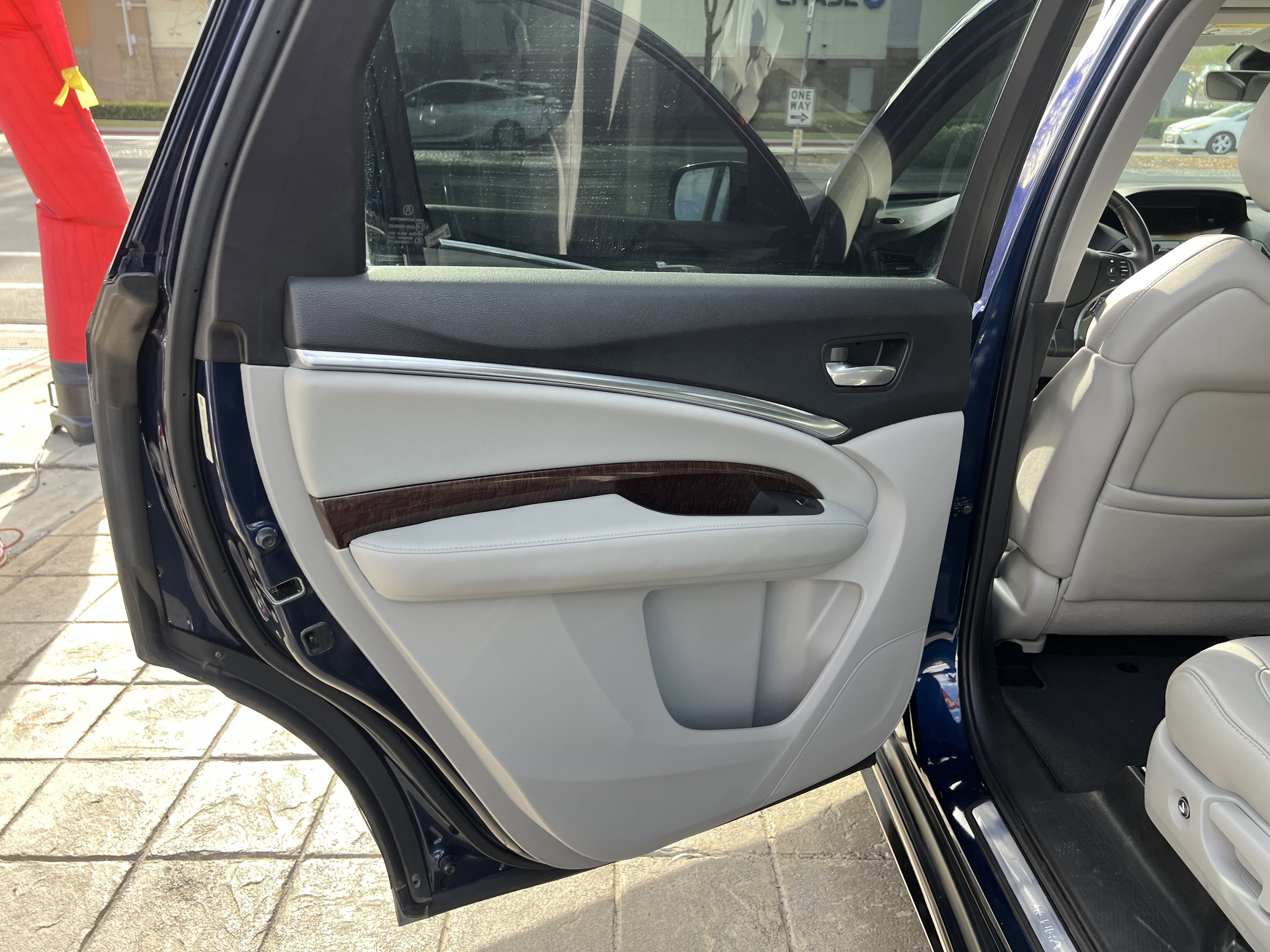 Used 2017 Acura MDX SH-AWD SPORT UTILITY 4D image 28