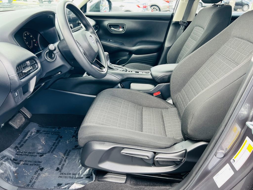 Used 2024 Honda HR-V LX image 14