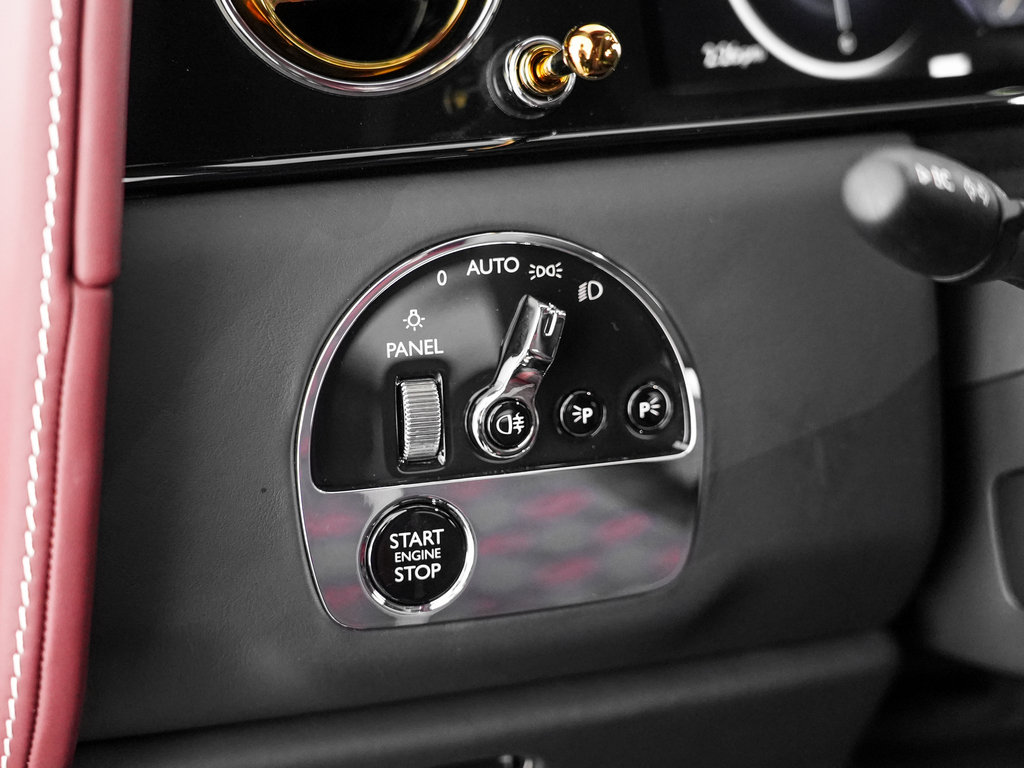 New 2026 Rolls-Royce Cullinan AWD/4WD image 19