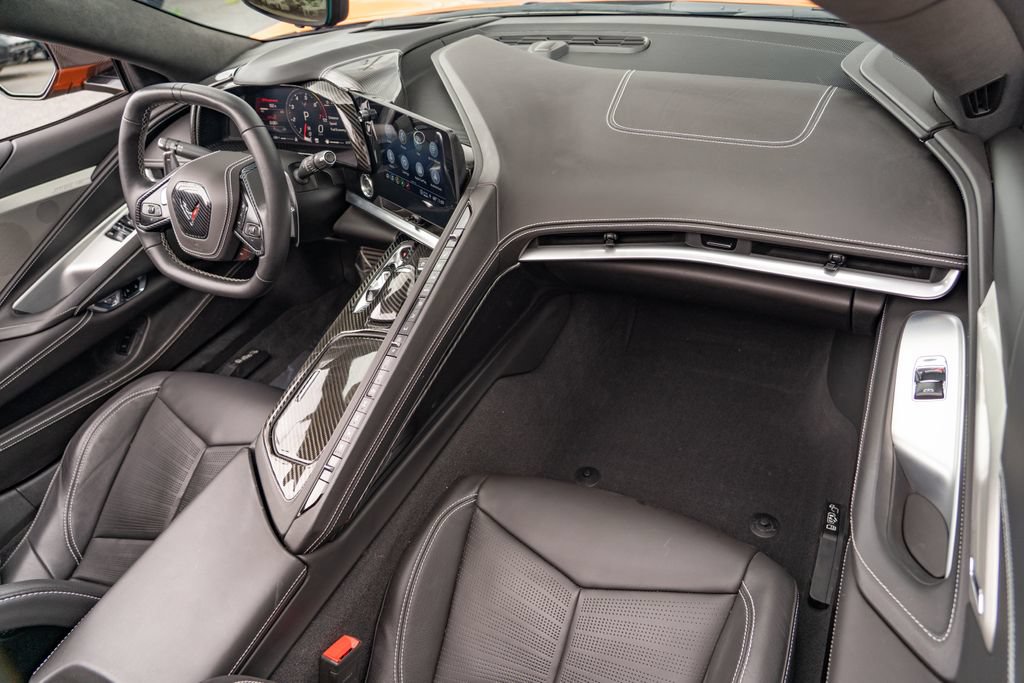 Used 2022 Chevrolet Corvette Stingray Premium Cpe w/ Z51 Performance Package RWD image 23