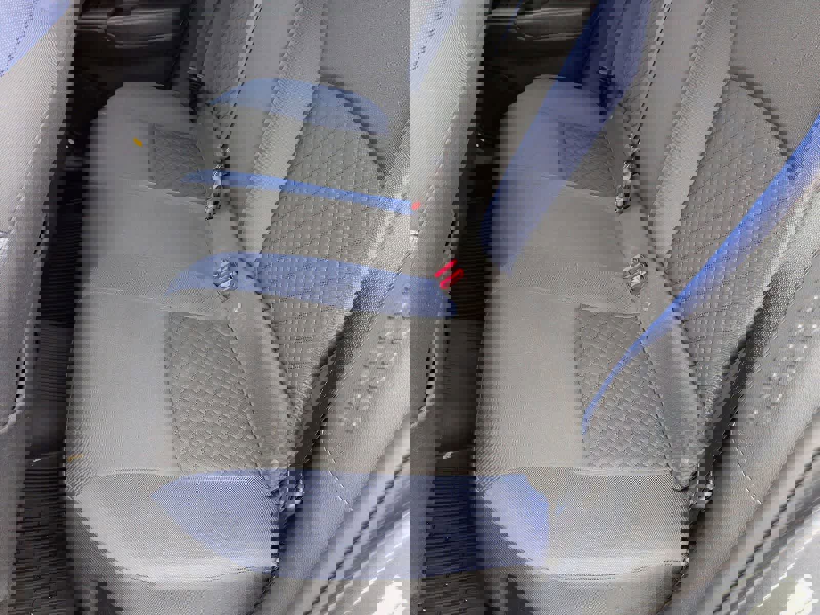 Used 2020 Toyota C-HR XLE image 18