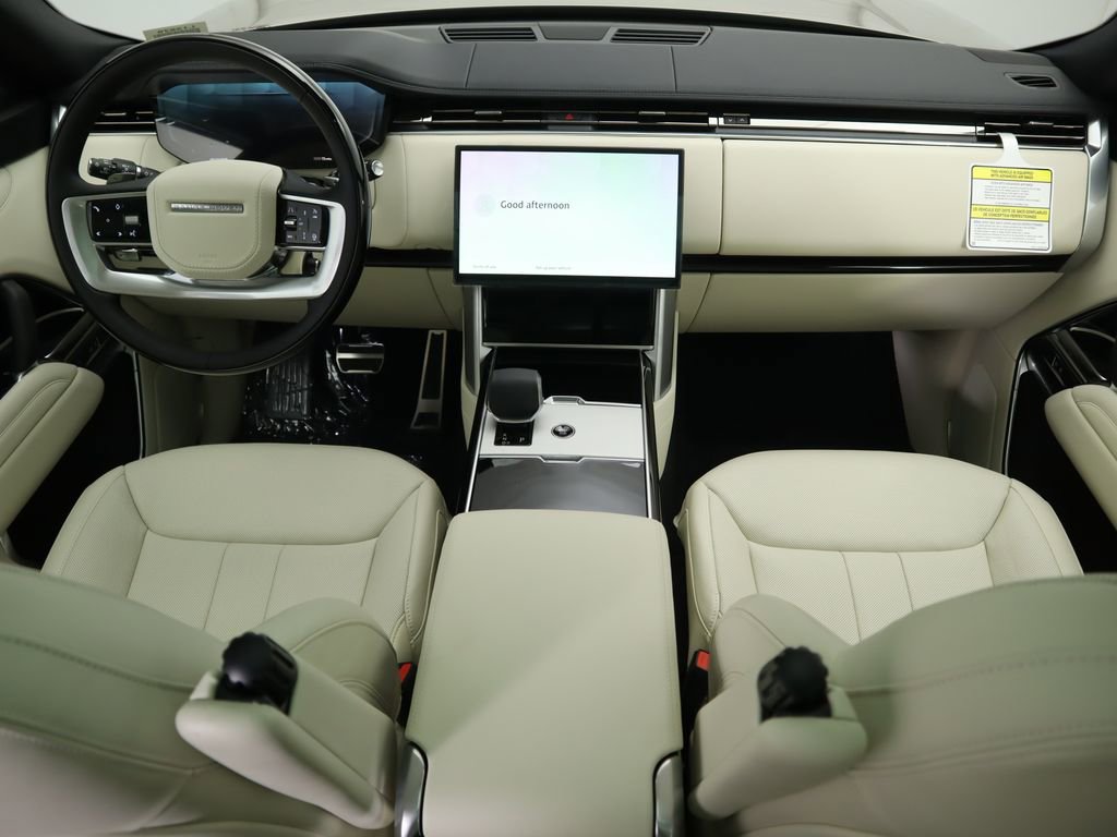New 2025 Land Rover Range Rover SE image 14