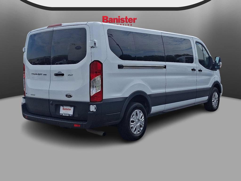 Used 2023 Ford Transit 350 XLT RWD image 4