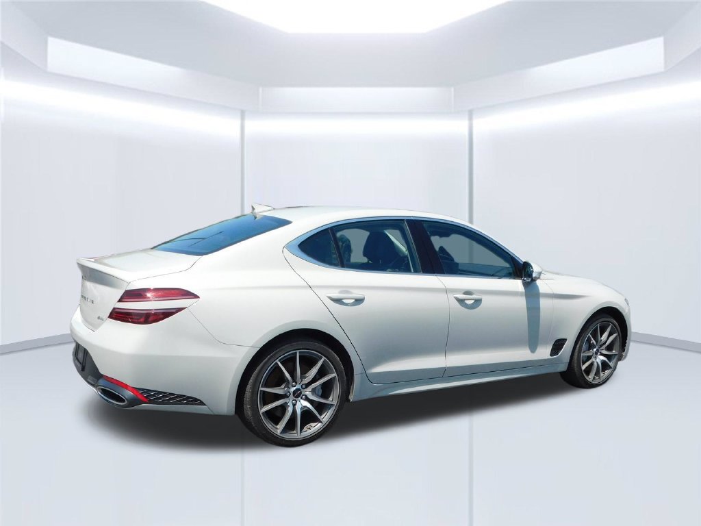 Used 2025 Genesis G70 2.5T AWD/4WD image 3