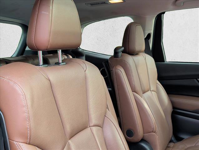 Used 2021 Subaru Ascent Touring w/ Popular Package #2 image 20