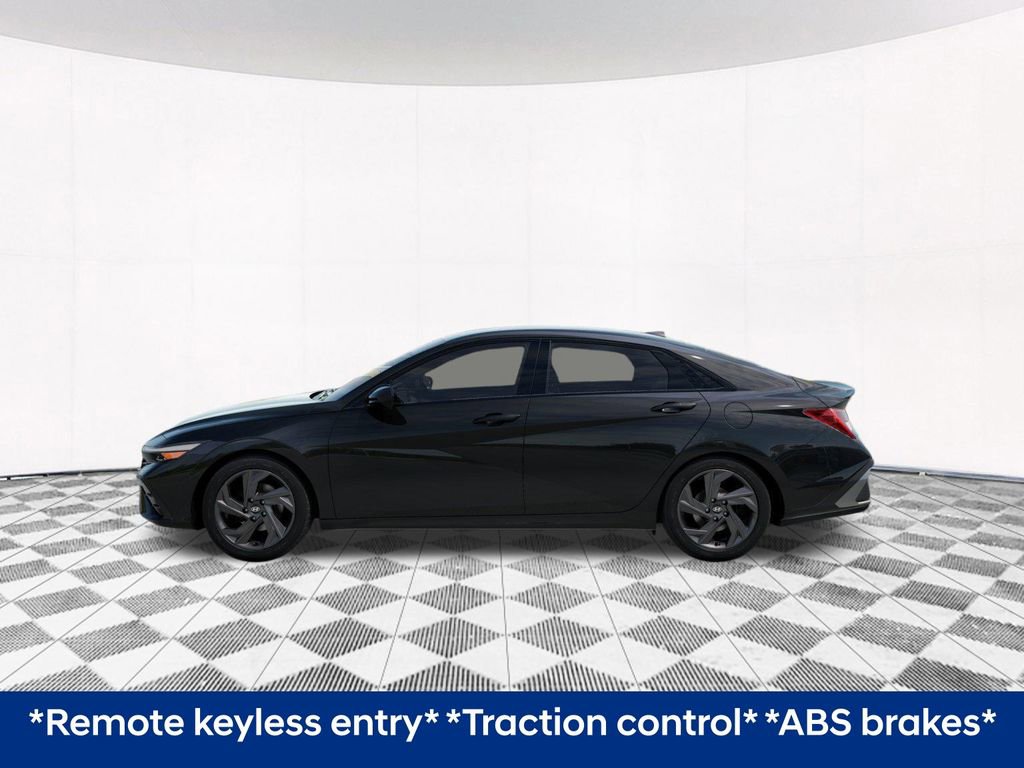 New 2026 Hyundai Elantra Sport image 4