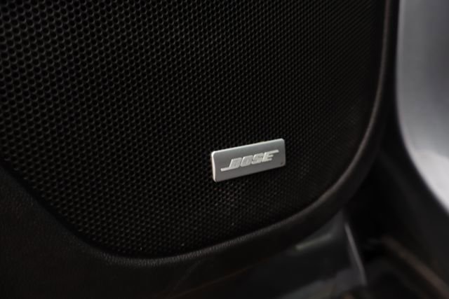 Used 2021 GMC Acadia AT4 image 9