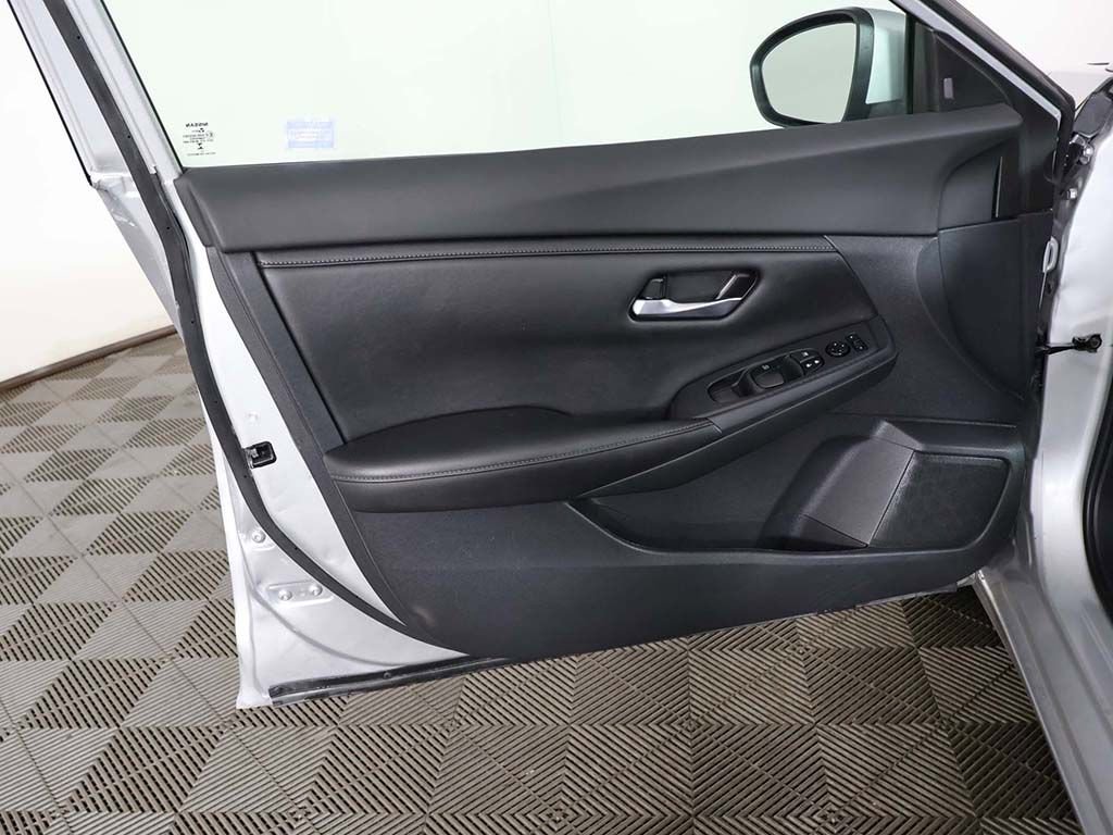 Used 2023 Nissan Sentra SV FWD image 20