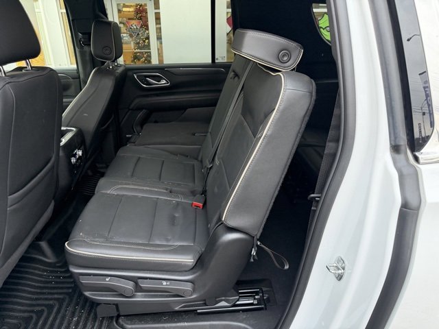 Used 2024 GMC Yukon XL SLT image 14