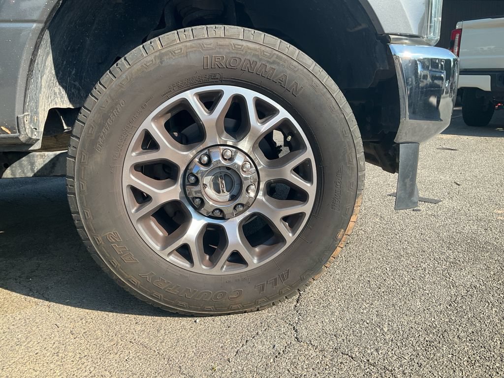Used 2022 Ford F350 Lariat w/ Lariat Value Package AWD/4WD image 10