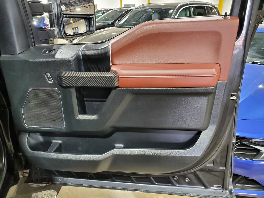 Used 2019 Ford F250 Platinum w/ Platinum Ultimate Package AWD/4WD image 17