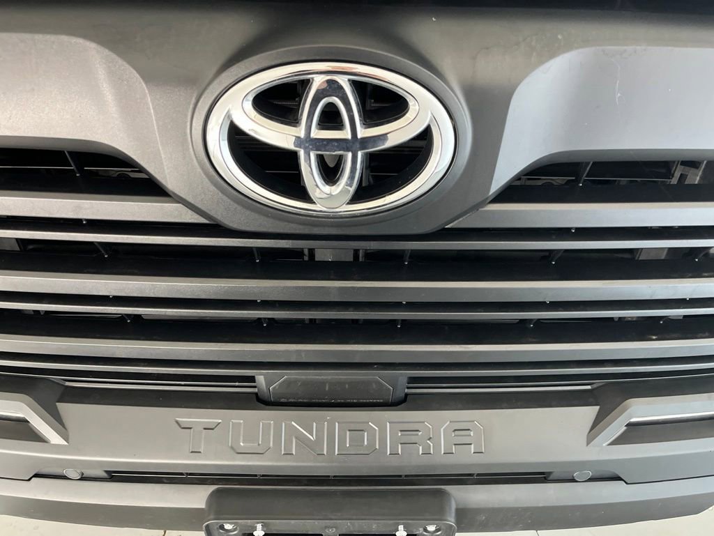 Used 2023 Toyota Tundra SR5 w/ SR5 Convenience Package AWD/4WD image 29