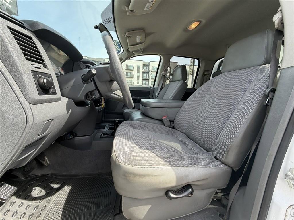 Used 2009 Dodge Ram 2500 Truck SXT AWD/4WD image 18