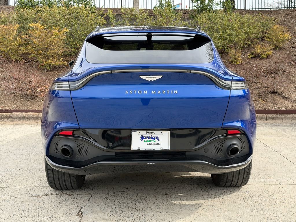 Used 2021 Aston Martin DBX image 15