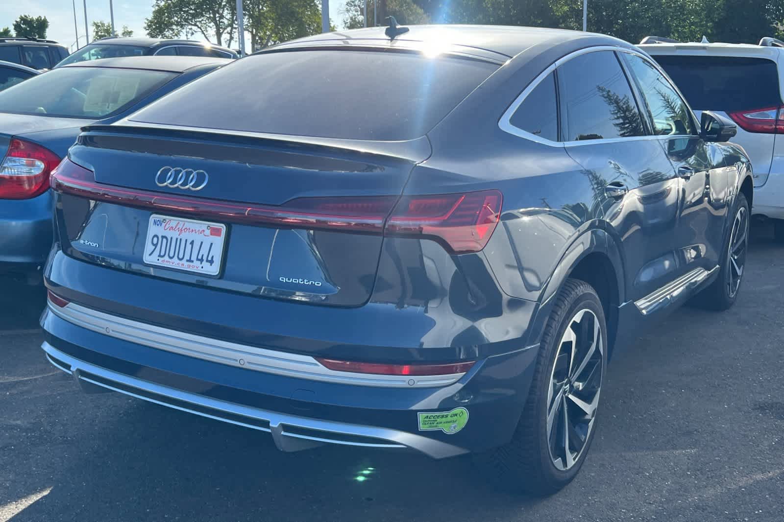 Used 2020 Audi e-tron Prestige AWD/4WD image 4
