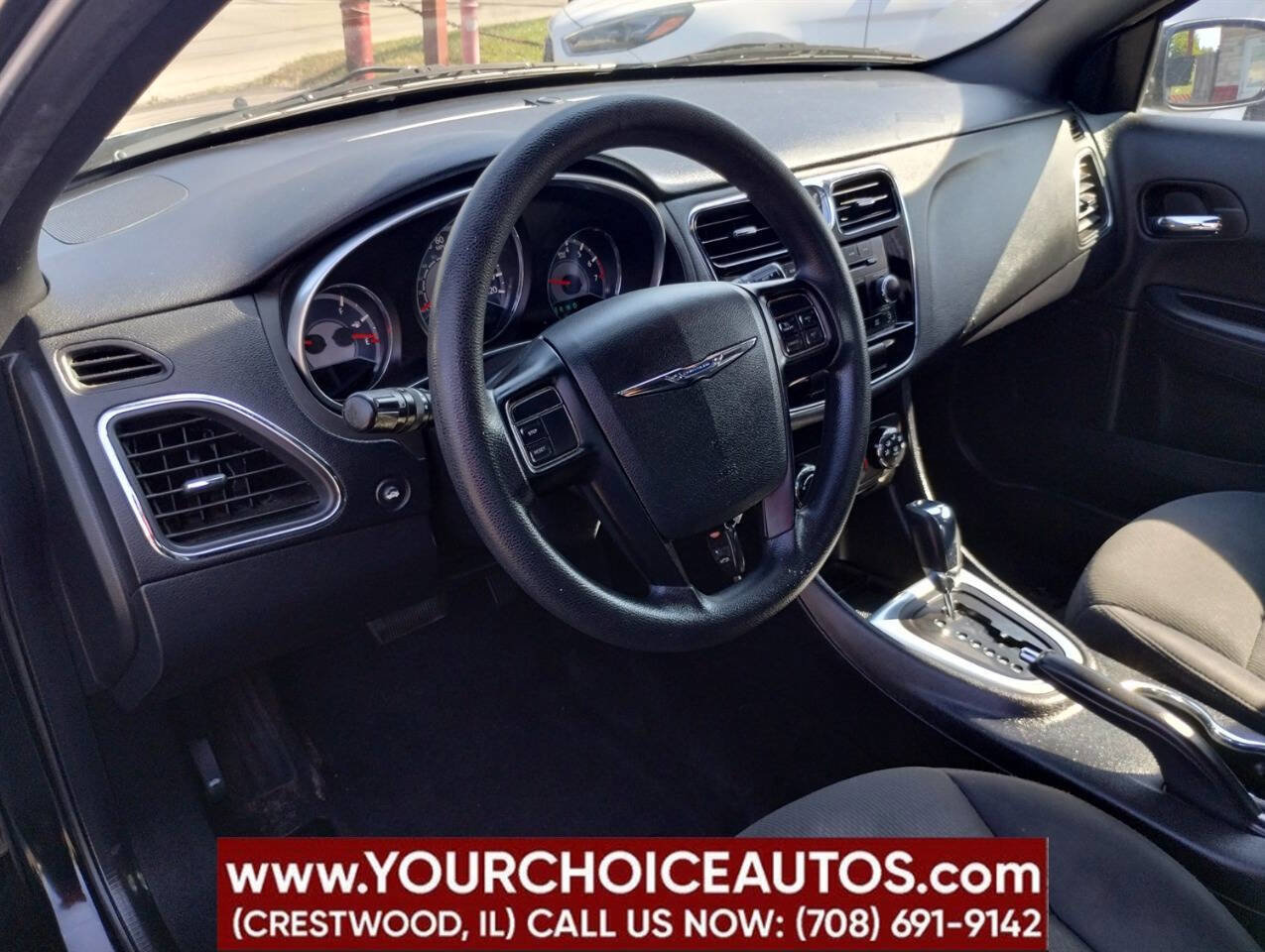 Used 2014 Chrysler 200 LX image 13