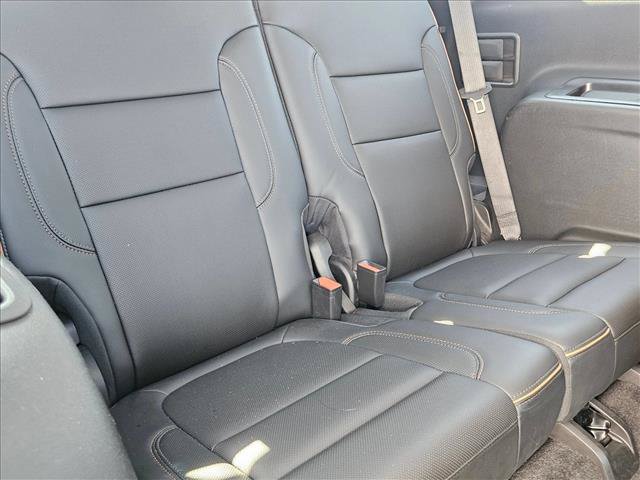 Used 2021 GMC Acadia AT4 w/ Technology Package AWD/4WD image 21