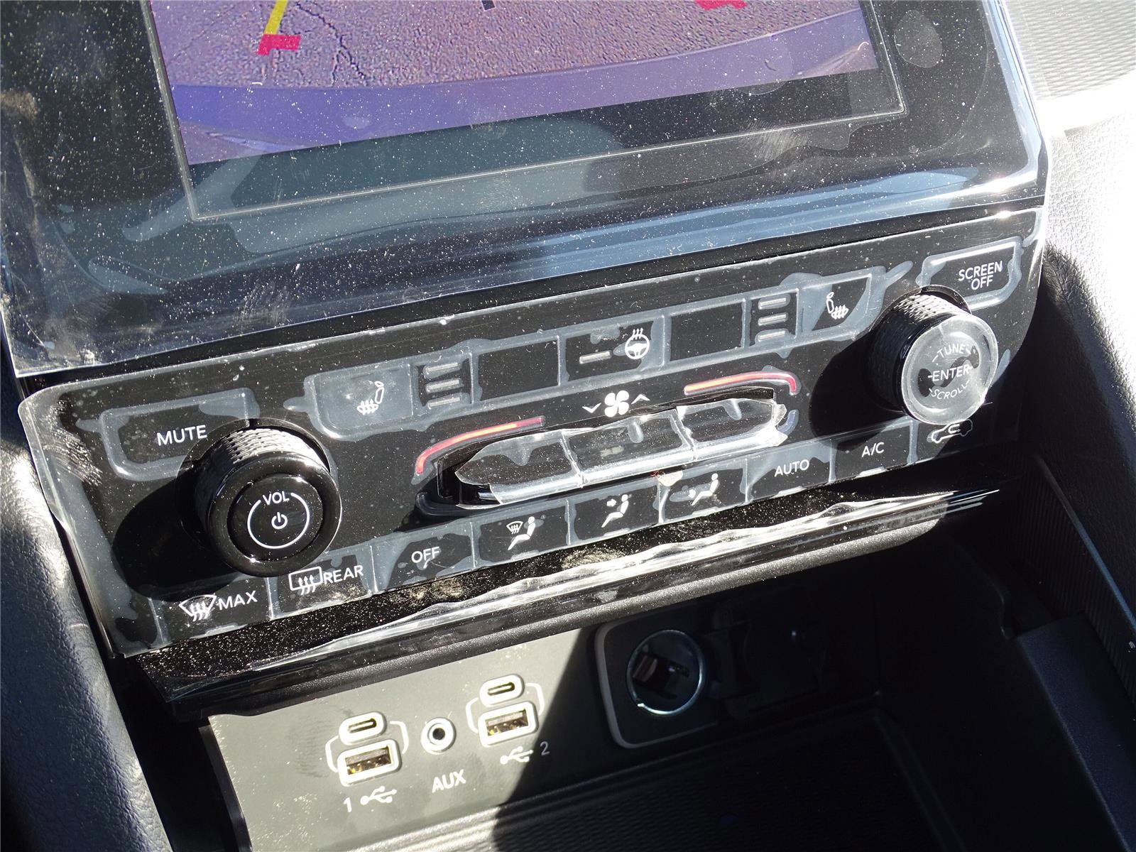 Used 2025 Jeep Grand Cherokee L Altitude image 28
