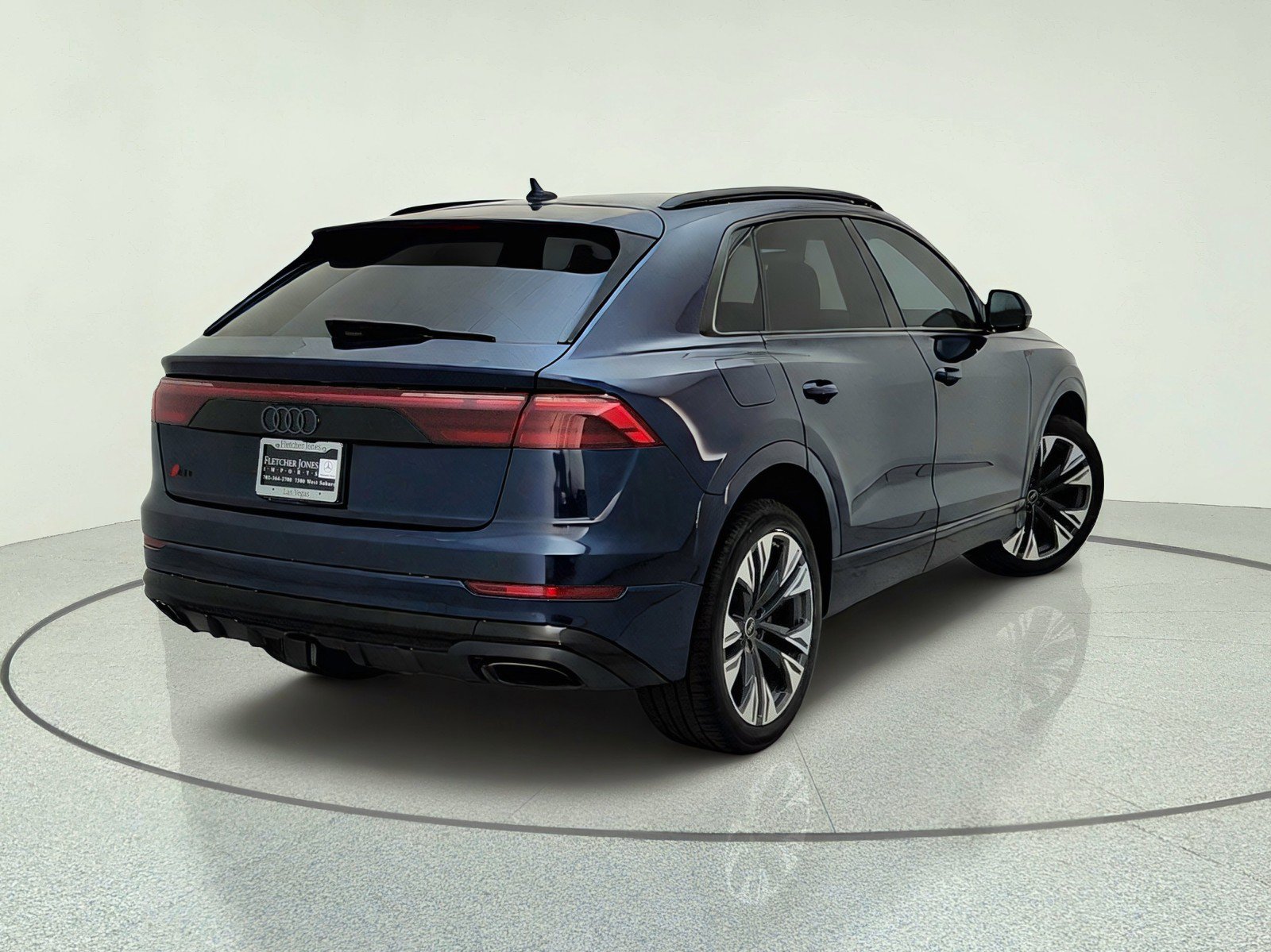 Used 2025 Audi Q8 Premium Plus AWD/4WD image 7
