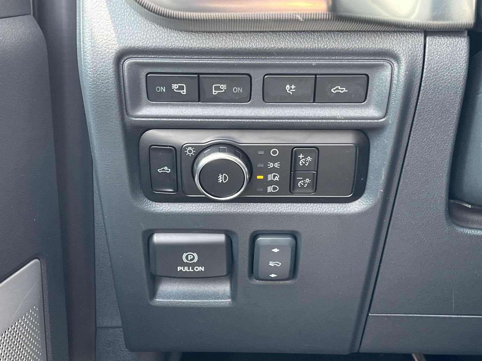Used 2024 Ford F150 Raptor AWD/4WD image 31