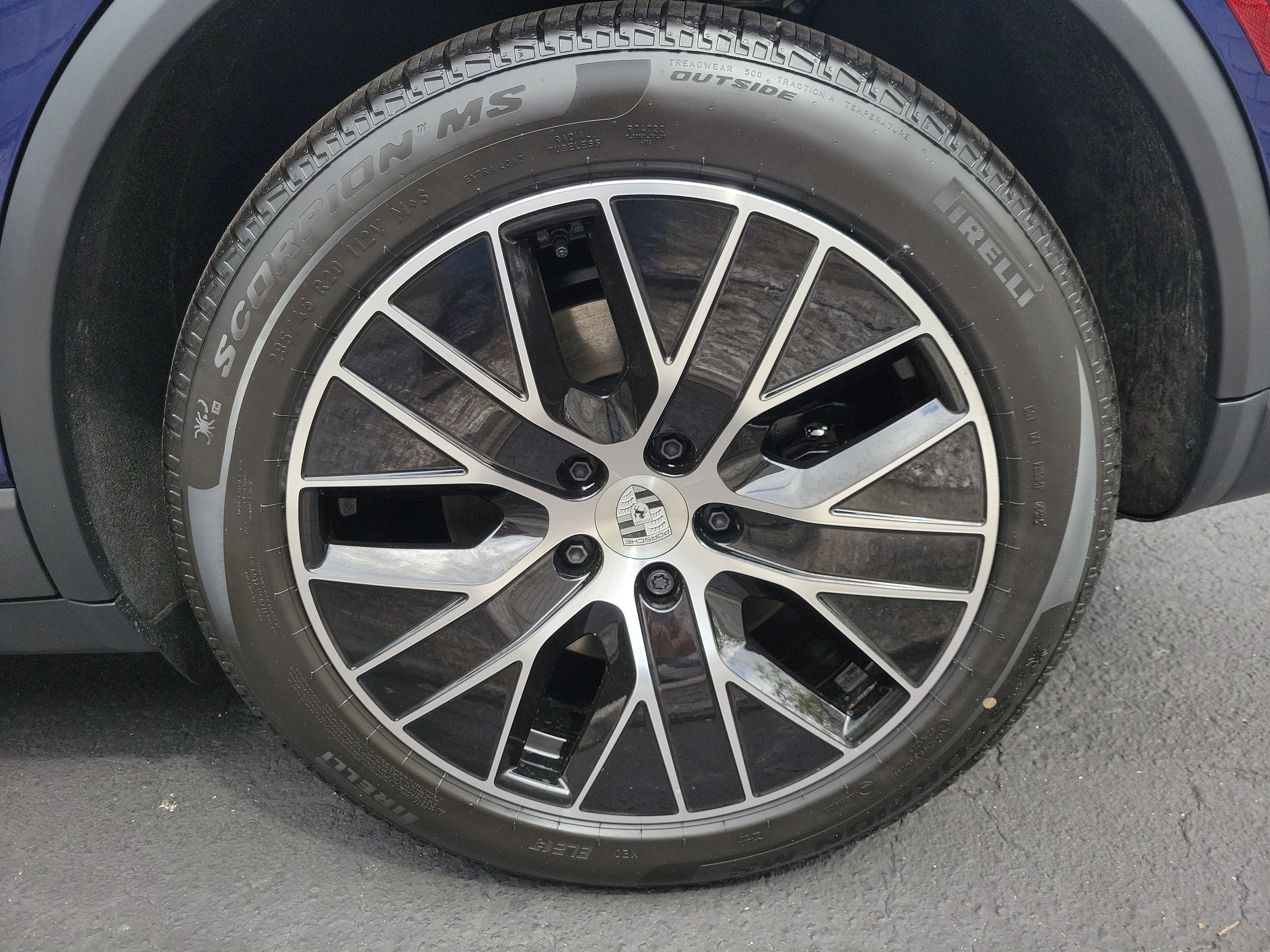 New 2026 Porsche Macan Electric image 35