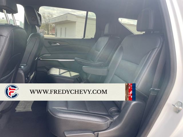 Used 2025 Chevrolet Traverse LT FWD image 24