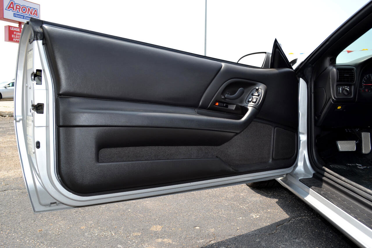 Used 2002 Chevrolet Camaro Z28 w/ SS Performance/Appearance Pkg image 25