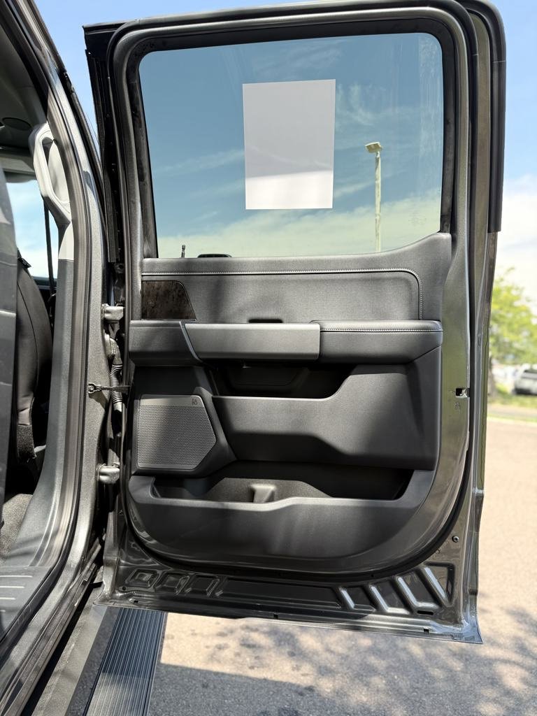 New 2025 Ford F250 Lariat w/ Lariat Ultimate Package image 24