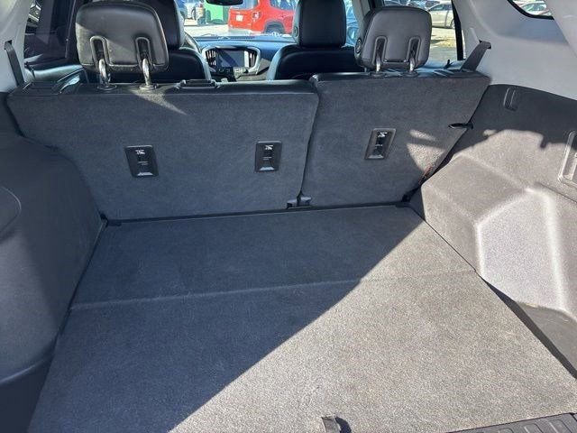 Used 2019 GMC Terrain SLT image 32