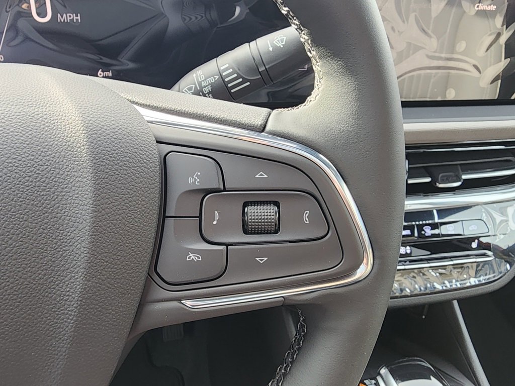 New 2026 Buick Envista Avenir image 21