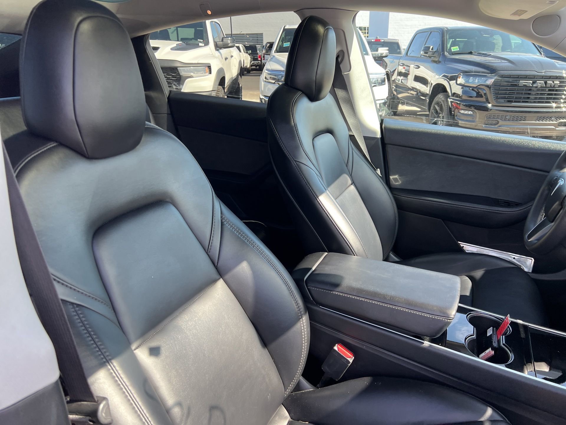 Used 2020 Tesla Model Y Long Range AWD/4WD image 22