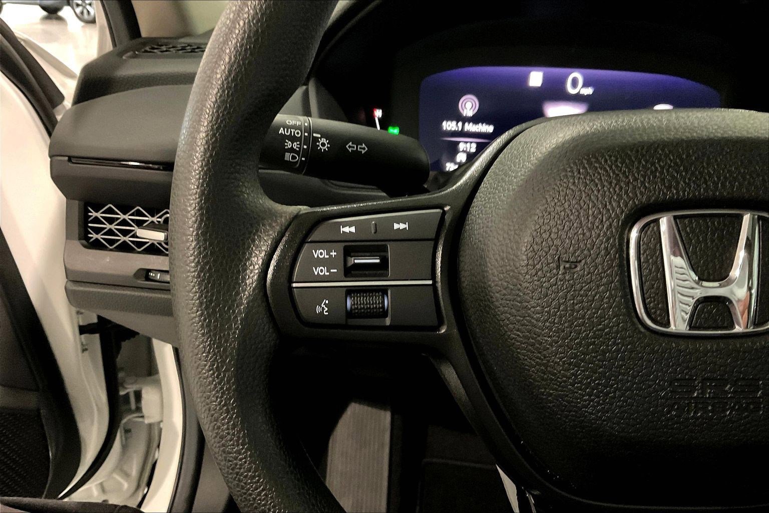 Used 2024 Honda Accord EX image 10