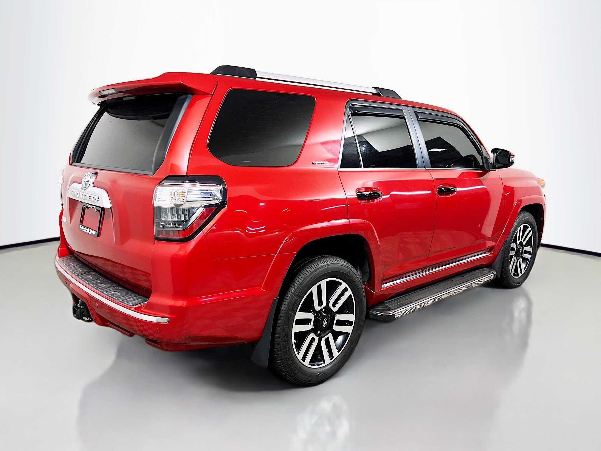 Used 2016 Toyota 4Runner Limited image 4