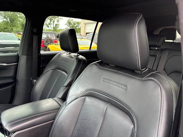 Used 2023 Jeep Grand Cherokee L Overland AWD/4WD image 9