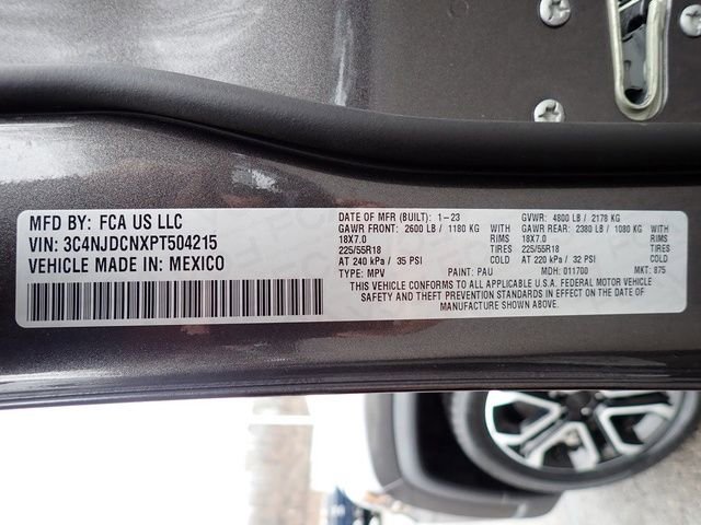 Used 2023 Jeep Compass Limited image 18