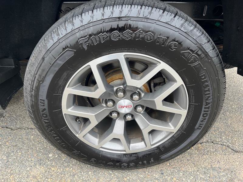 Used 2015 GMC Canyon SLE w/ All-Terrain Package AWD/4WD image 7