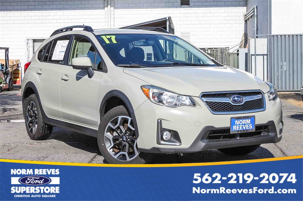 Used 2017 Subaru Crosstrek 2.0i Premium w/ Moonroof Package