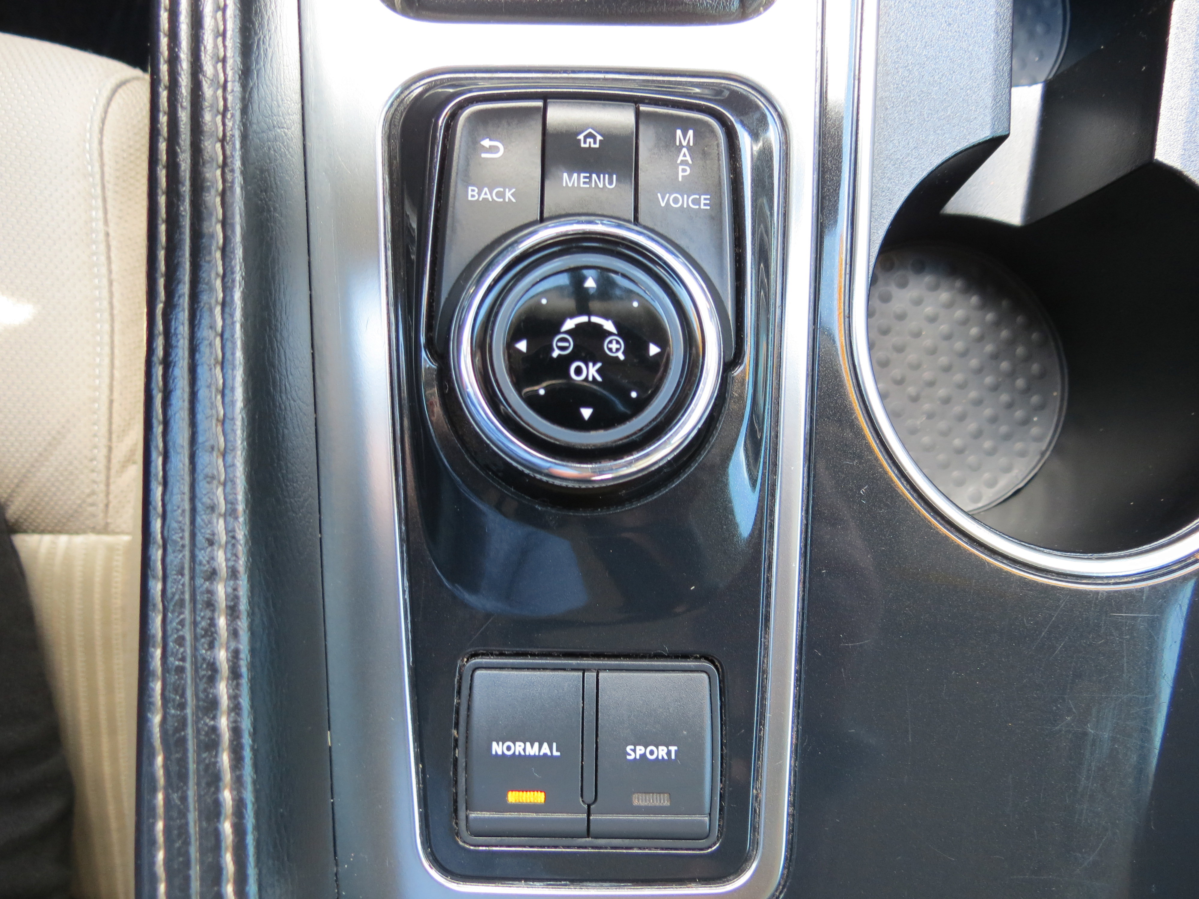 Used 2016 Nissan Maxima 3.5 S image 22