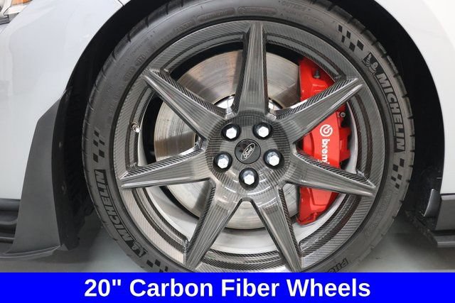 Used 2022 Ford Mustang Shelby GT500 w/ Carbon Fiber Track Pack RWD image 46