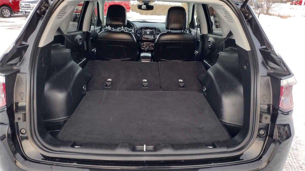 Used 2019 Jeep Compass Limited image 25