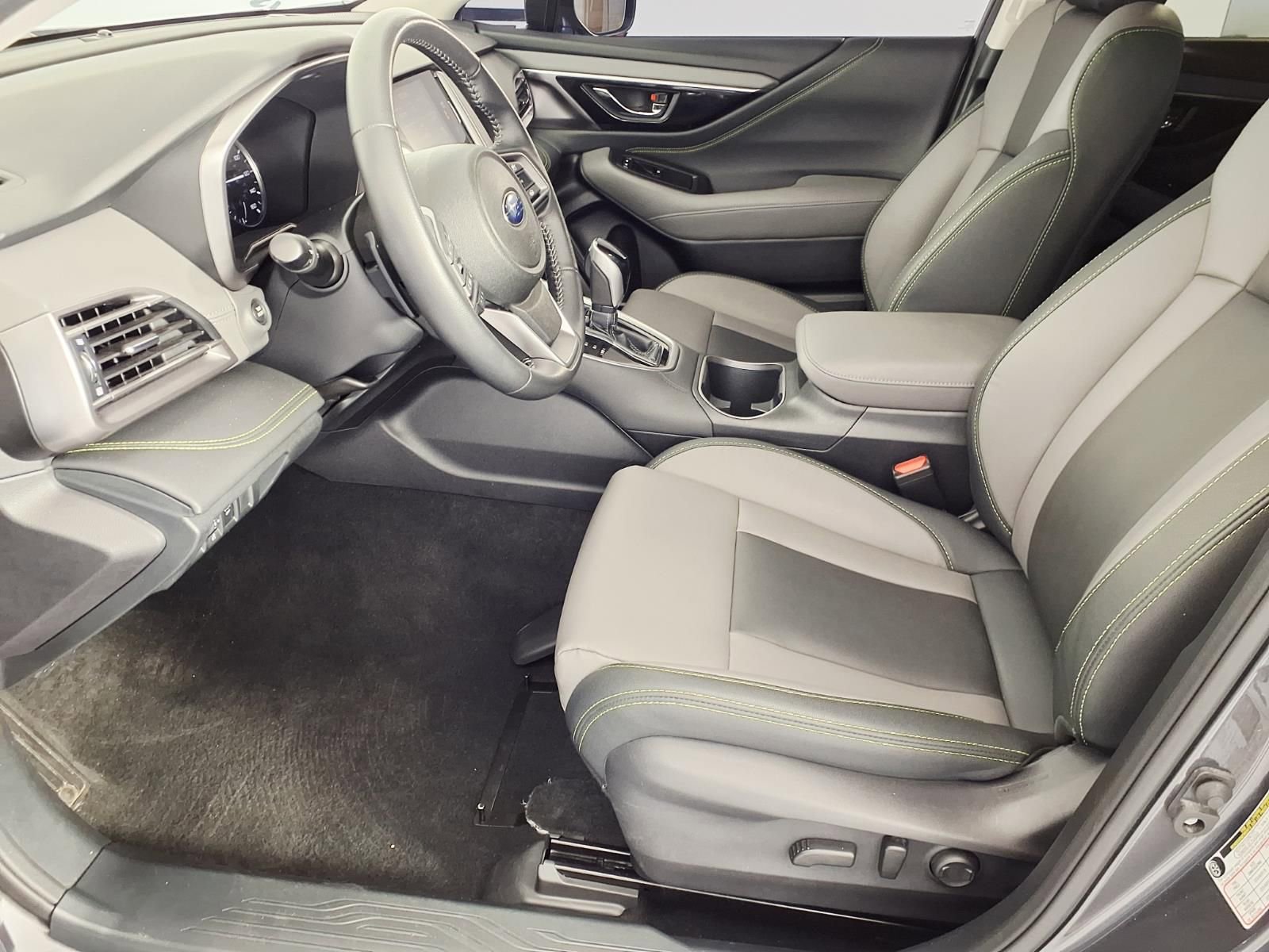 Certified 2023 Subaru Outback Onyx Edition XT w/ Popular Package #2 image 13