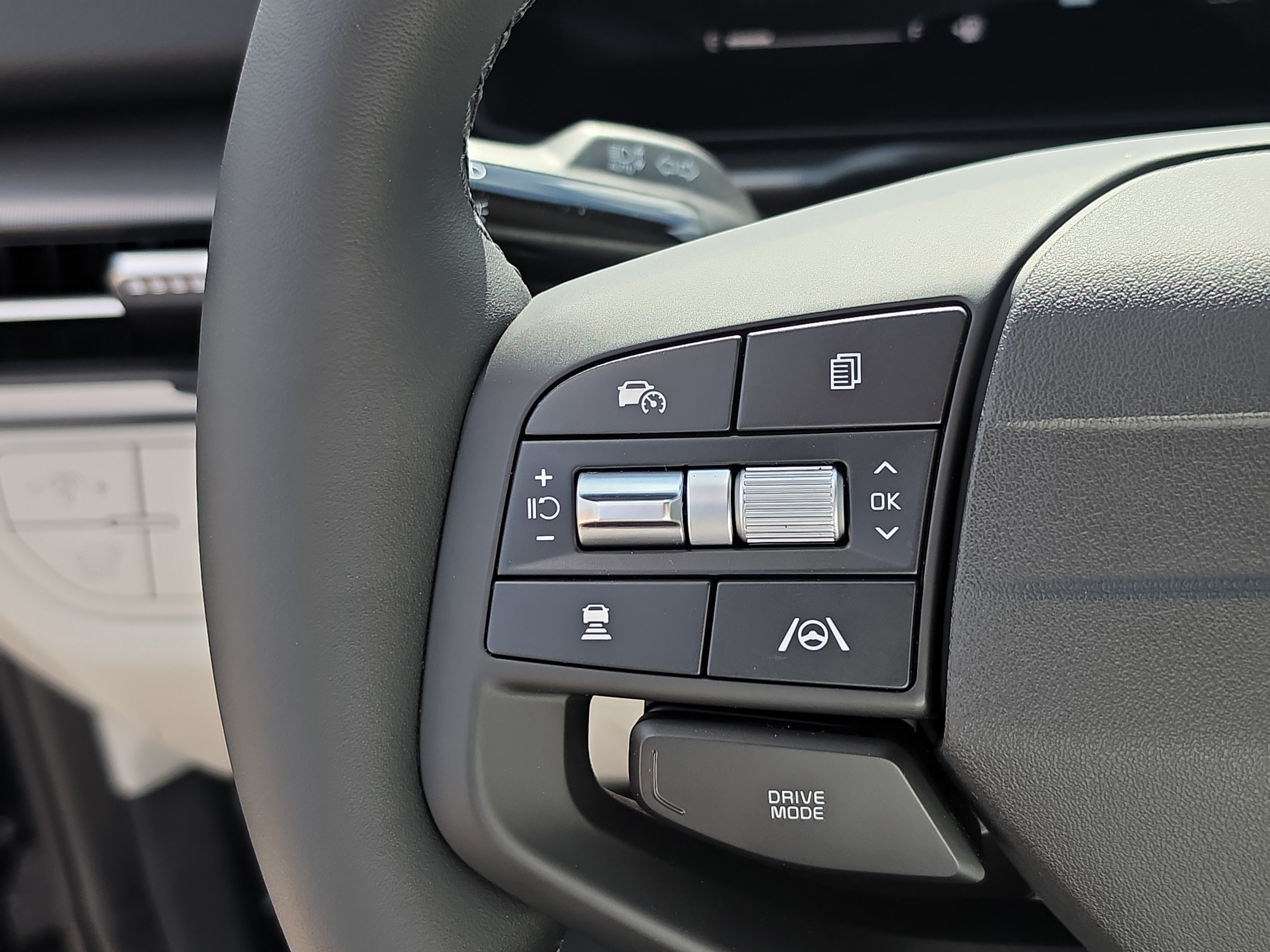 New 2027 Kia Sportage EX FWD image 30