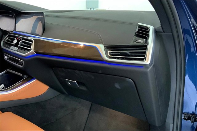 Used 2023 BMW X5 sDrive40i w/ Parking Assistance Package image 16