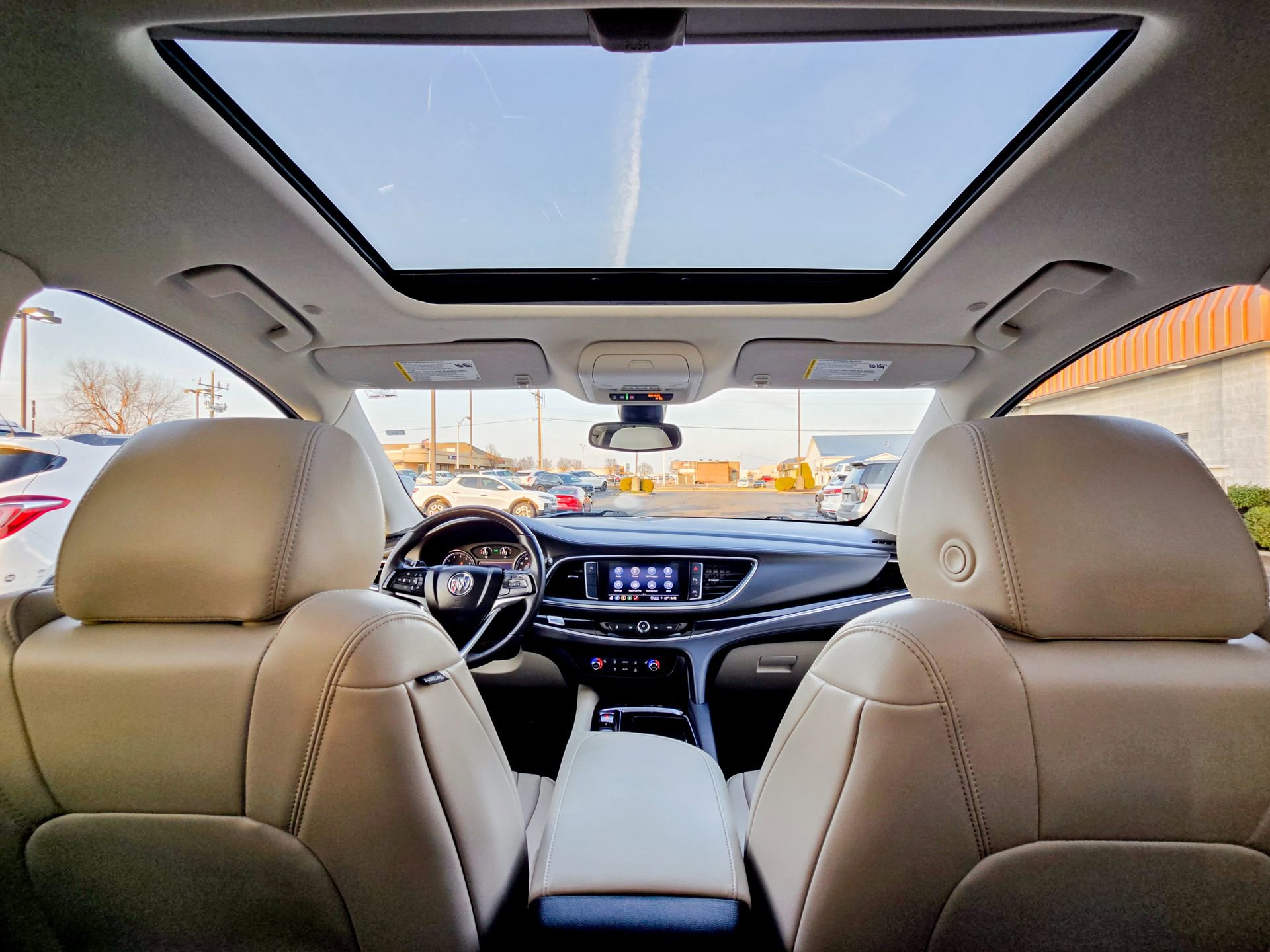 Used 2022 Buick Enclave Essence w/ Experience Buick Package image 2