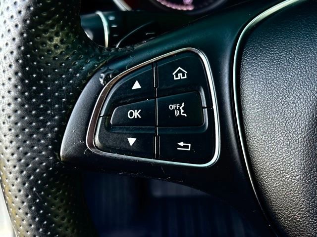 Used 2015 Mercedes-Benz C 300 Sedan image 25