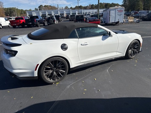 Used 2021 Chevrolet Camaro ZL1 image 6