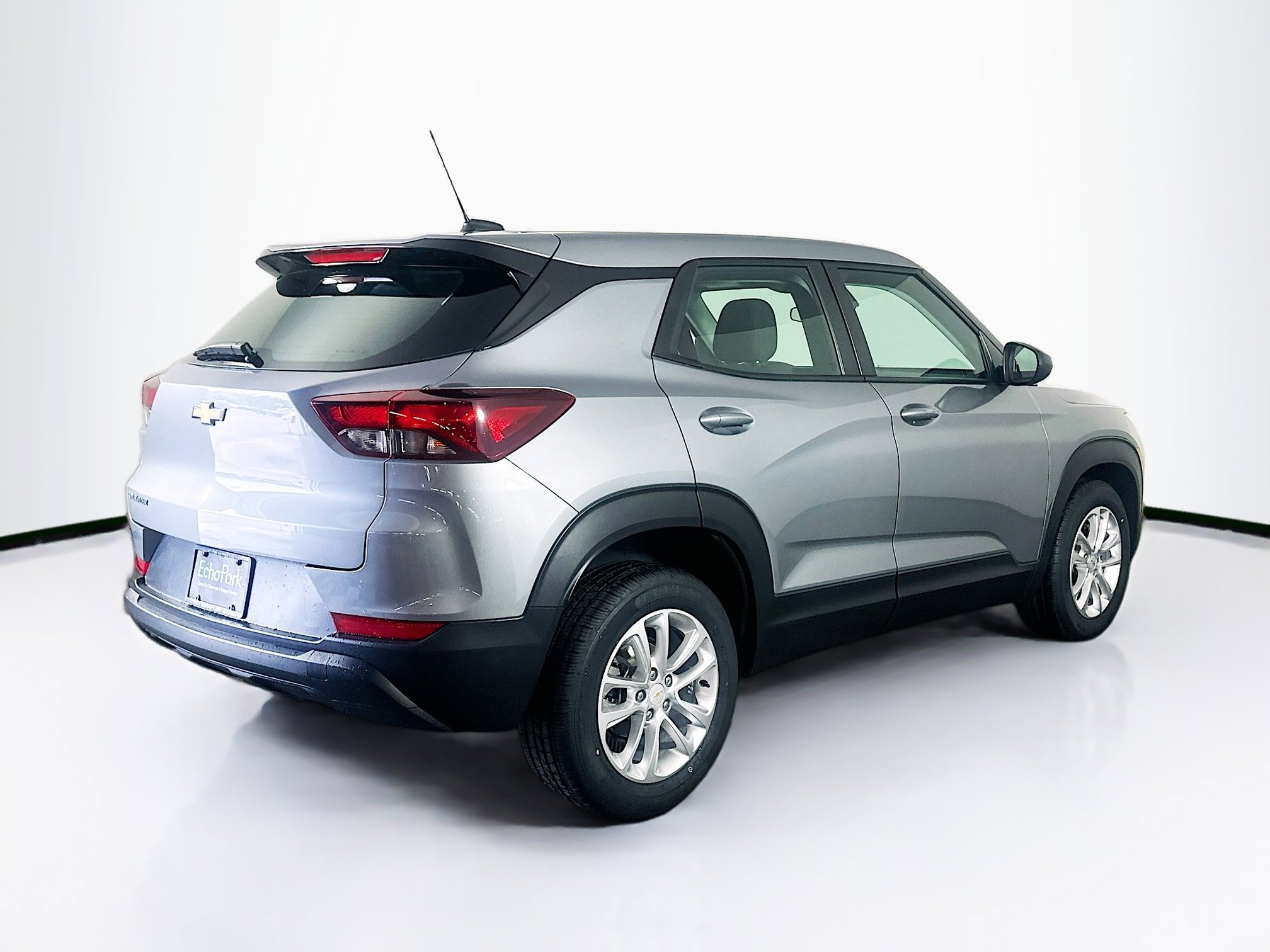 Used 2024 Chevrolet TrailBlazer LS FWD image 9