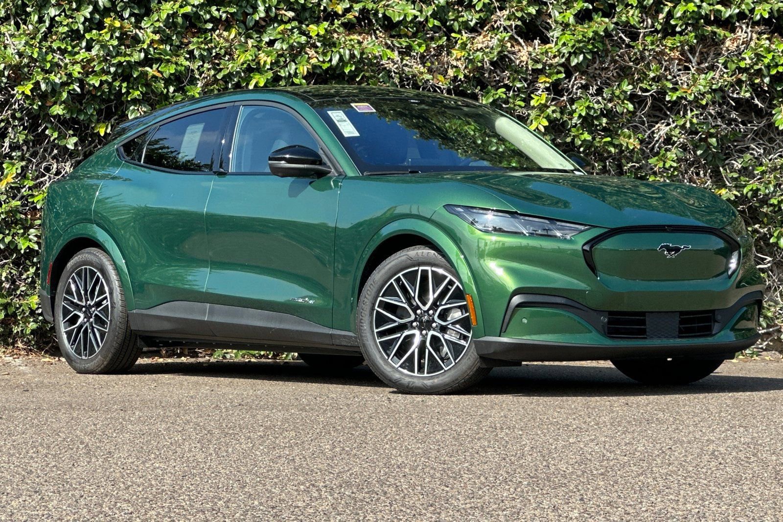 New 2025 Ford Mustang Mach-E Premium image 1